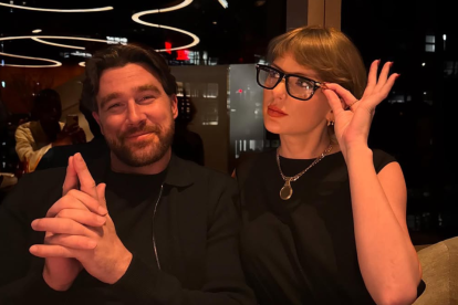 Desde el anuncio de su compromiso, Taylor Swift y Travis Kelce no solo es la pareja del momento, ahora también son una "marca".