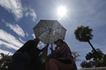 Los niveles de radiación estarán entre muy altos y extremadamente altos en el transcurso de las mañanas y hasta alrededor de las 14:30, en Quito.