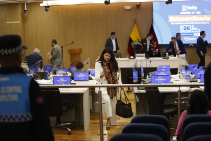 Concejo.  Ediles abandonaron la sala, dejando suspendida la discusión sobre el mantenimiento del metro, proceso que por segunda ocasión fue dado de baja.