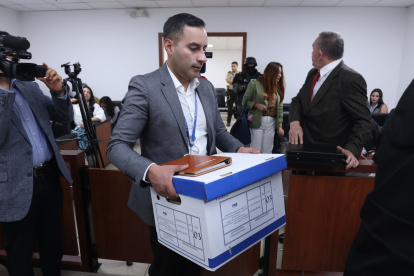 Expediente. El caso por la autoría intelectual del asesinato de Fernando Villavicencio tiene más de 70 cuerpos.