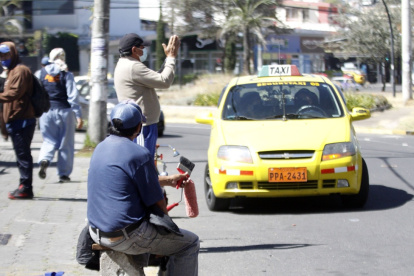 Para junio de 2025, el 54,5 % de personas con empleo se encontraban en el sector informal, según cifras del INEC.