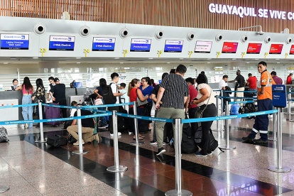 Referencial. Ecuador exigirá la Visa de Visitante Temporal de Transeúnte a ciudadanos de 41 países.