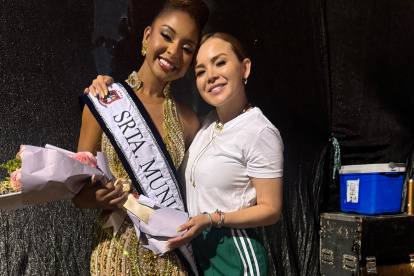 Silvana Torres con su hermana Cinhtya.