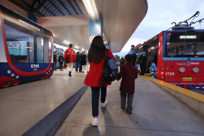 De la estación El Recreo salen dos expresos escolares a las 06:15 y 06:30.