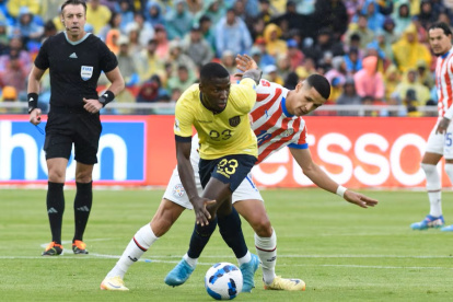 Ecuador empató 0-0 ante Paraguay en el primer duelo de las eliminatorias al mundial 2026.