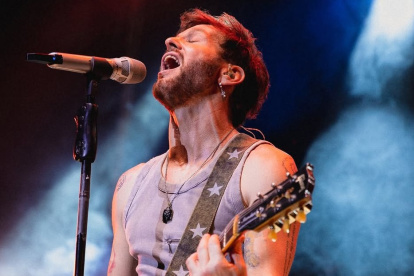 Áxel, el cantante argentino acaba de lanzar una canción.