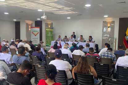 El ministro de Agricultura, Danilo Palacios, se reunió con los arroceros.