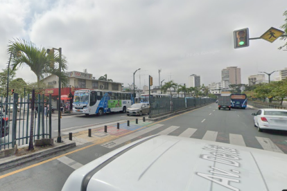 En la avenida Delta, junto a la Universidad de Guayaquil, se realizarán trabajos de mantenimiento vial.