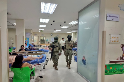 Presencia de militares en el Hospital Icaza Bustamante previo al ataque armado