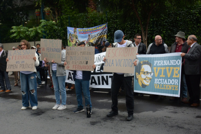 Los allegados de Fernando Villavicencio solicitan a la Fiscalía que actúe con de forma profesional y establezca, con evidencias, quiénes son los responsables.