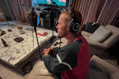 Con la publicación de SWAG II solo siete después de su antecesora, la pregunta es: ¿se trata de una jugada maestra o de una estrategia por demás conocida?