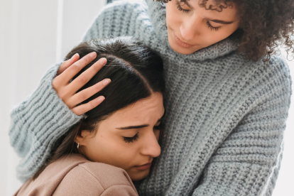 ¿Paralizado por la depresión de un familiar? Aprende a validar sus emociones, establecer límites con amor y buscar ayuda profesional