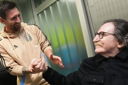 Un encuentro que reune a dos celebridades argentinas reconocidas a nivel mundial. La foto fue publicada en el Instagram de Charly.