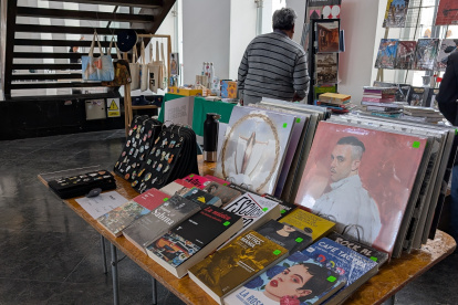 La agenda de ‘El último día del verano’ incluirá la presentación ‘Desde Galápagos veo Nueva York’, de Editorial Blanca.