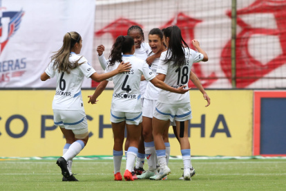 Liga de Quito elimina a Barcelona y jugará la final de la Superliga Femenina 2025
