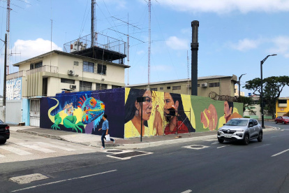 Las primeras obras de arte que ya se pintan en Guayaquil.