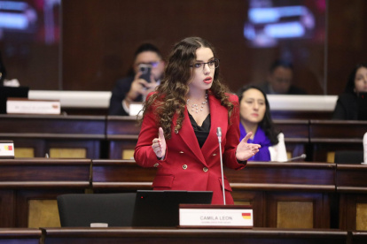 La comisión de Biodiversidad fue convocada por la asambleísta por la provincia de Azuay, Camila León.