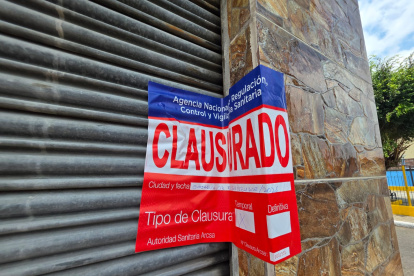 En Durán, Arcsa clausuró un restaurante con “tráfico de bichos en hora pico”.