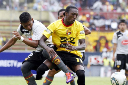 Giovanny Nazareno fue campeón con Barcelona 2012 y ahora es refuerzo de Exapromo.