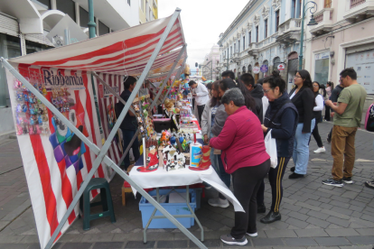 Riobamba conmemora 195 años de la Primera Constituyente con ferias, homenajes y actividades culturales.