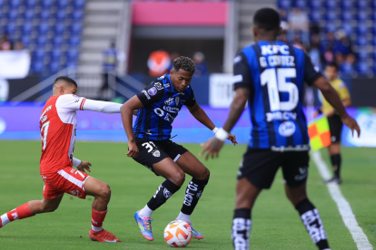 Independiente del Valle lidera la clasificación con 59 puntos, doce más que su inmediato perseguidor, Barcelona, con 47.