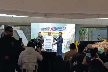 El Gobierno Nacional firmó un acuerdo con ElecAustro para el reinicio del proyecto hidroeléctrico Soldados-Yanuncay, en Cuenca