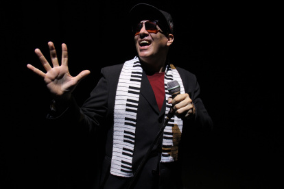 Fallece Mike Albornoz, ícono de la música ecuatoriana de los años 80.