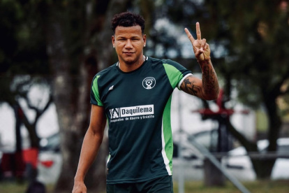 Leandro Yépez, otra futbolista que falleció en balacera en Manta.