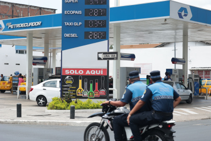 El galón del diésel pasó de 1,80 a 2,80 de dólares desde el 13 de septiembre de 2025.