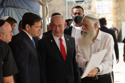 Encuentro. Los representartes políticos compartieron en Jerusalén.