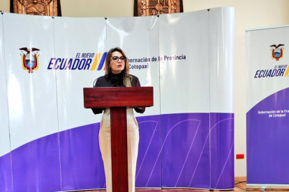 Carolina Jaramillo, portavoz del Gobierno, ofreció este 15 de septiembre de 2015 su rueda de prensa desde Latacunga.