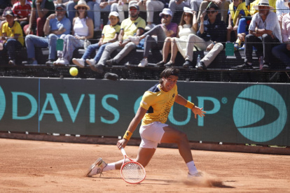 Álvaro Guillén ganó sus dos partidos de singles para enrumbar así la clasificación de Ecuador a la siguiente ronda