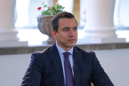 Daniel Noboa defendió la eliminación del subsidio al diésel y acusó a sectores ilegales de financiar oposición política.