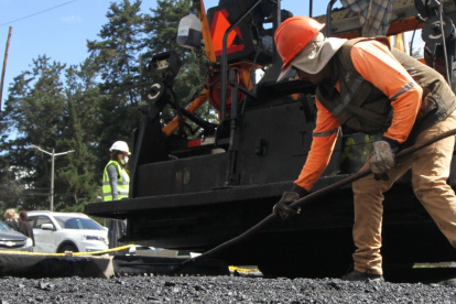 Un tramo de la av. Oswaldo Guayasamín se cerrará durante 90 días, mientras se realiza el arreglo de esa vía que une a Quito y los valles.