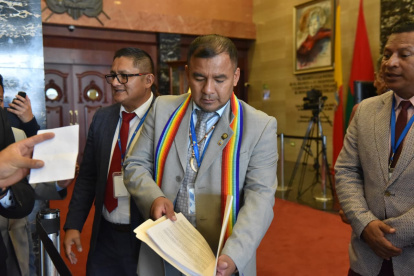 El asambleísta exPachakutik José Nango arremetió contra la dirigencia del movimiento.