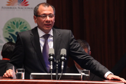 El presidente de Colombia, Gustavo Petro, dijo en redes sociales que Jorge Glas obtuvo la nacionalidad colombiana, pero luego borró su mensaje.