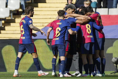 FC Barcelona visita a Newcastle United en el inicio de la Champions League 2025-25.