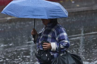 El Inamhi alertó que las lluvias intensas y tormentas eléctricas podrían causar acumulación de agua, inundaciones y problemas en el tránsito.