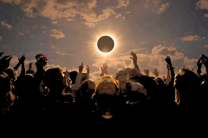 El eclipse solar total previsto para agosto de 2026 puede tener un impacto sicológico importante en quienes lo presencien.