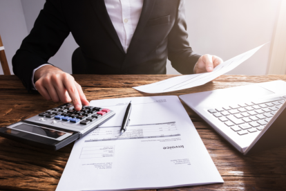 El SRI emitió una nueva resolución con restricciones para las facturas.