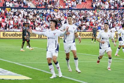 Liga de Quito y Sao Paulo se enfrentan en los cuartos de final de la Copa Libertadores 2025.