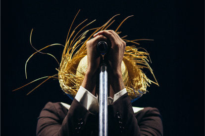 Bad Bunny en escena en el Coliseo José Miguel Agrelot: su último show en Puerto Rico será transmitido en vivo a nivel mundial.