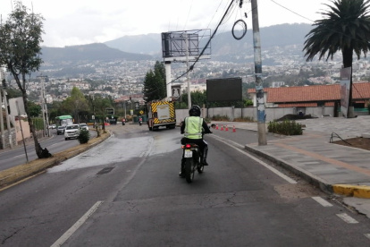 Uno de los accidentes ocurrió en el sector Sauces, en Tumbaco, cuando un bus y una motocicleta se impactaron en la av. Oswaldo Guayasamín. Una persona perdió la vida.