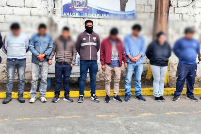 Los detenidos, seis hombres y una mujer, serían parte de una banda que asaltaba a camiones que circulaban por la avenida Simón Bolívar.