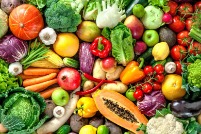 Vinagre, limón y bicarbonato son aliados naturales para desinfectar vegetales sin químicos agresivos ni residuos tóxicos.