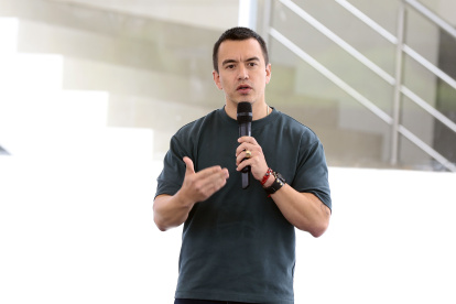 El presidente Daniel Noboa firmó el Decreto 147 que convoca al referéndum sobre bases militares