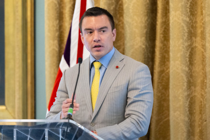 El presidente Noboa respondió al MICC en Bolívar, defendiendo la unidad nacional y los programas de apoyo productivo.