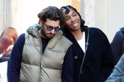 Venus Williams y el actor italiano Andrea Preti celebraron su unión en el faro de Punta Imperatore, y debieron subir 155 escalones para llegar al altar.