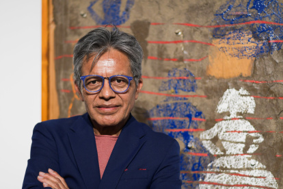 El reconocido pintor ecuatoriano ha realizado medio centenar de exposiciones individuales en Europa, Asia y América.