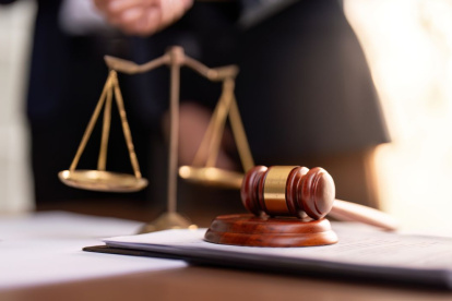 Un grupo de juristas, académicos y exfuncionarios denunció que el Decreto 148, con el que Daniel Noboa convoca a una Asamblea Constituyente, viola principios básicos de la democracia.